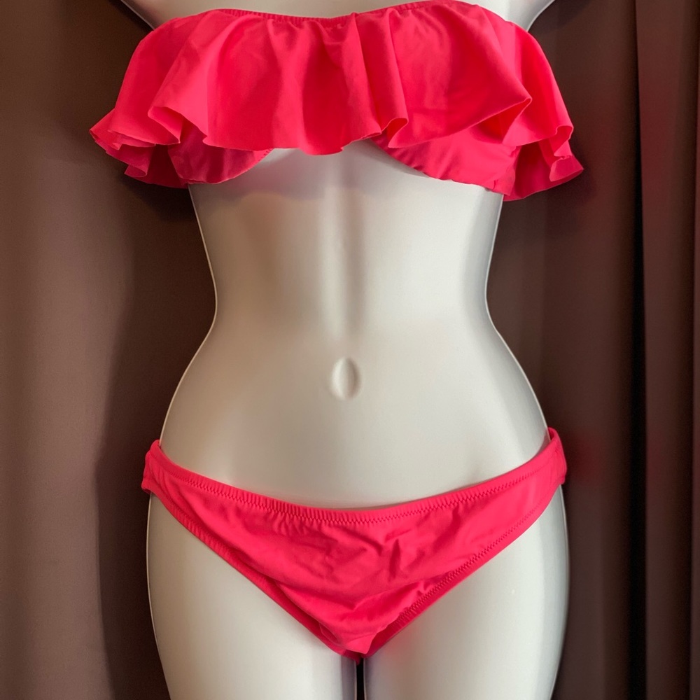 Victoria’s Secret strapless bikini hot pink